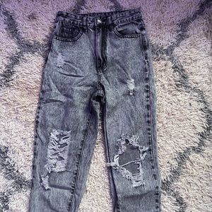 Grey tone denim ripped mom jeans